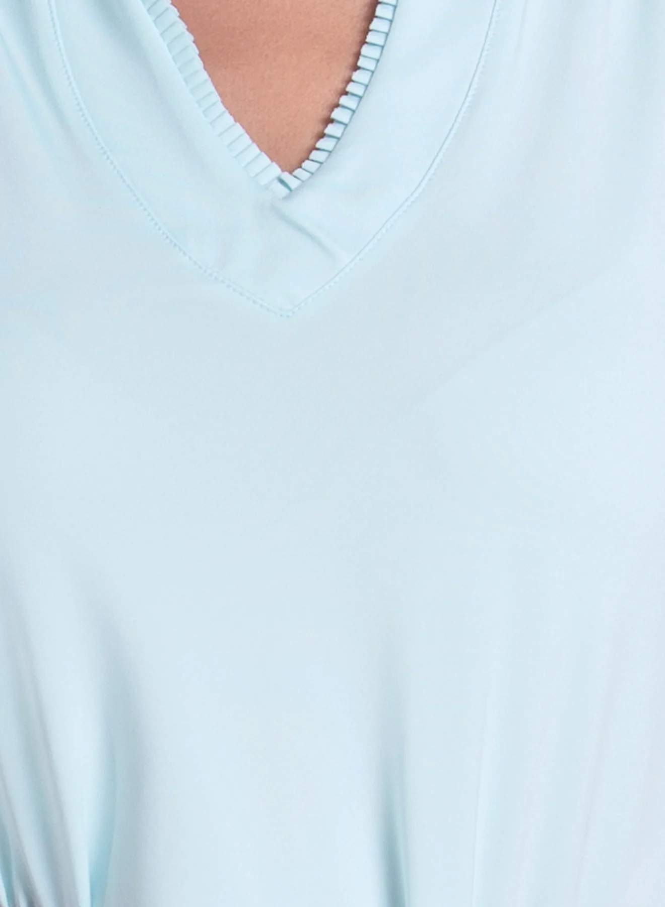 Pleated Placket Sleeveless - Image 5