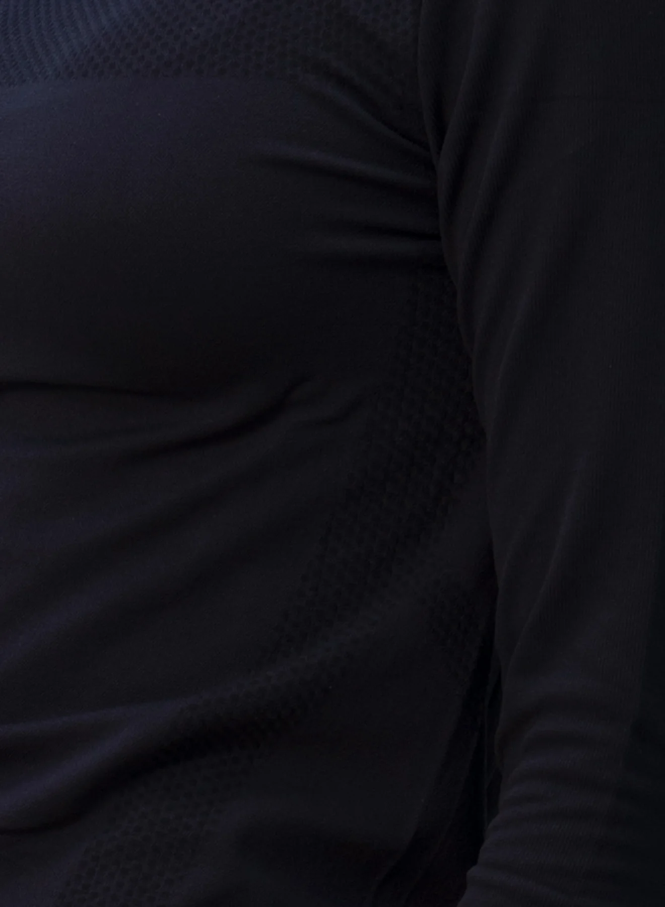 Seamless Long Sleeve - Image 3