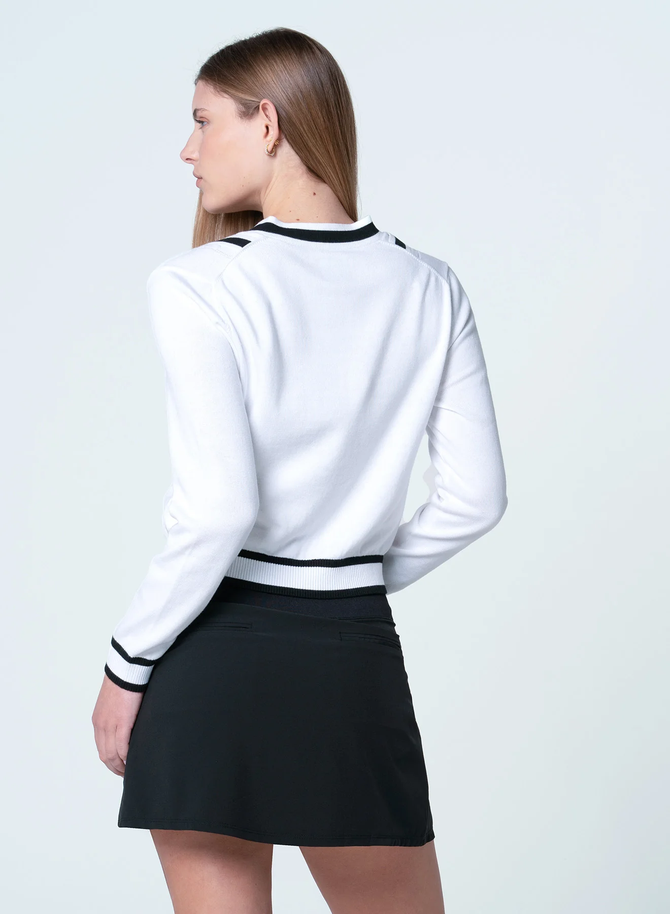 Victory V-neck Sweater - Image 4