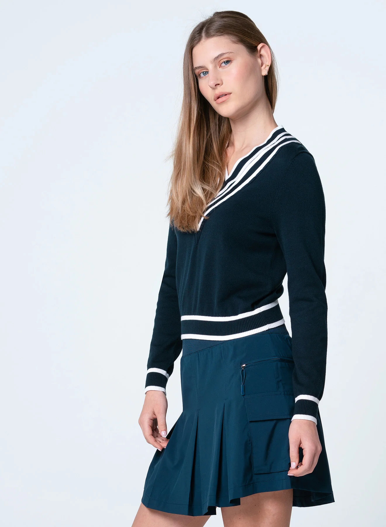Victory V-neck Sweater - Image 3