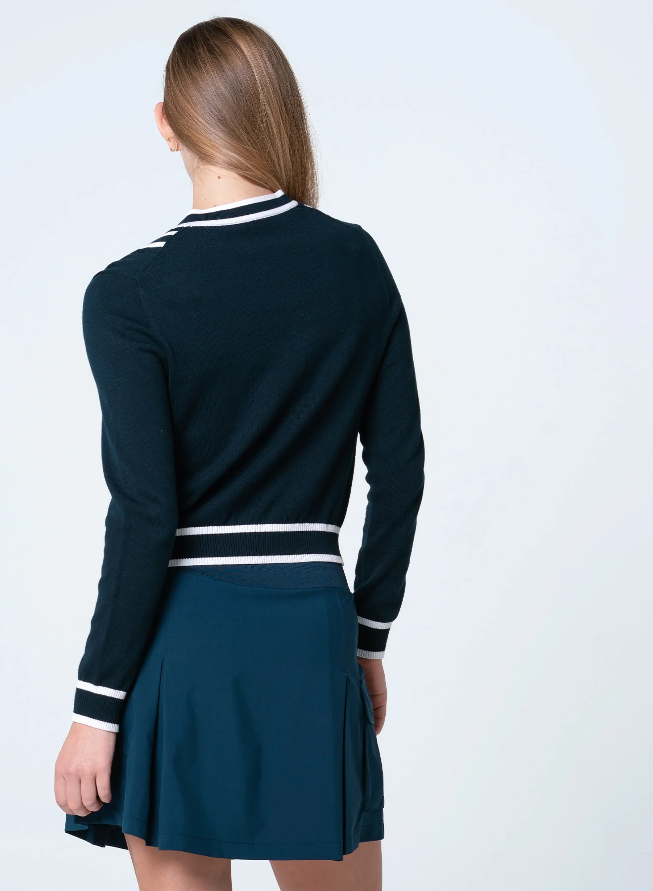 Victory V-neck Sweater - Image 4